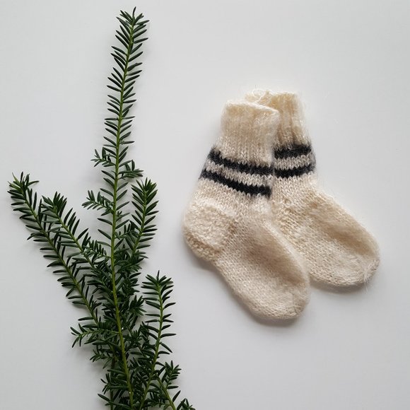 Handmade Wool Kids Socks - Picture 3 of 12